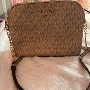 Michael Kors Crossbody